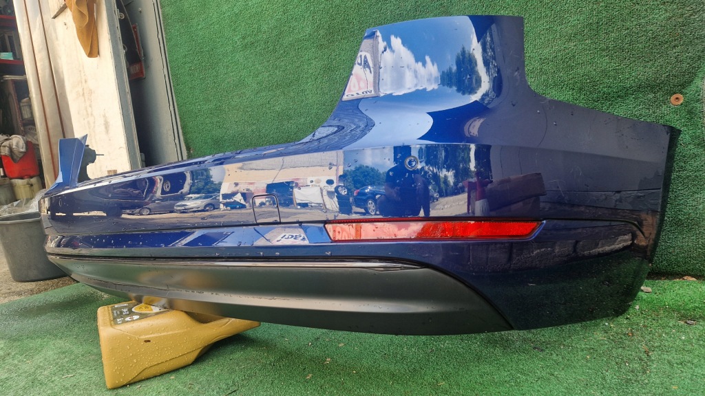 фото №10, Audi a4 b9 lx5h бампер задня kombi