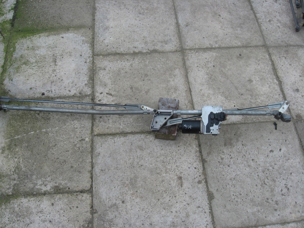 фото №1, Механізм двірник перед peugeot 404.638