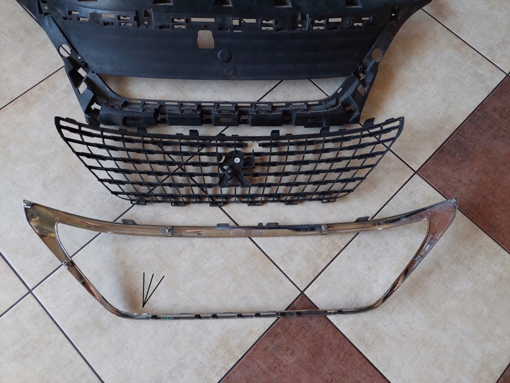 фото №11, Решётка радиатора - решётка радиатора - peugeot 5008 ii p87 - 2017