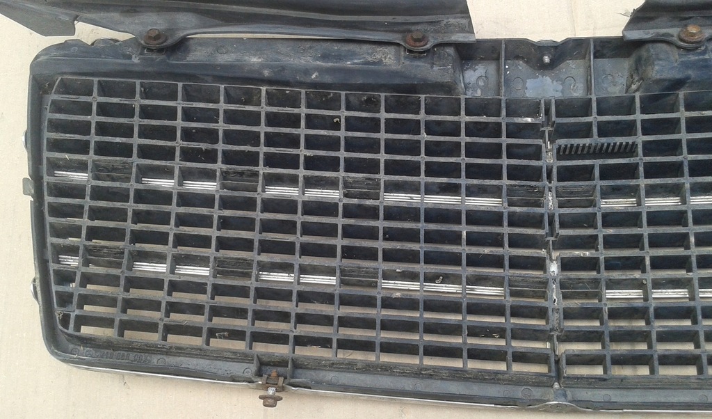 фото №7, Решётка радиатора решётка радиатора mercedes w210 e classic 2108880023