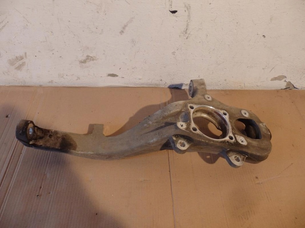 фото №1, Поворотний кулак правий перед права mercedes ml w166 2012-