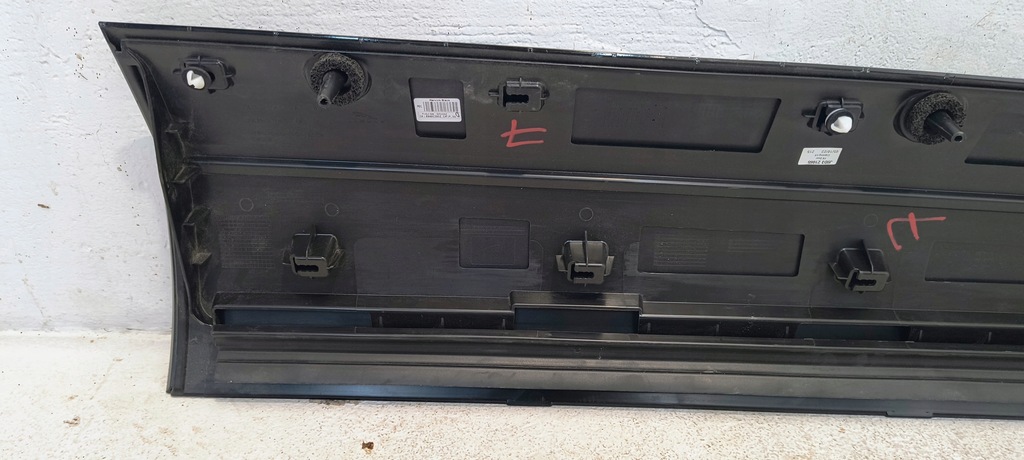 фото №13, Молдинг двері лівий перед jaguar i-pace