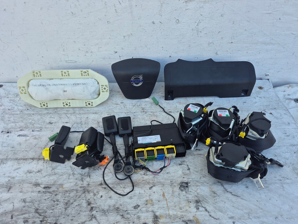 фото №1, Подушка водителя пассажира ремни датчик kpl volvo v40 ii