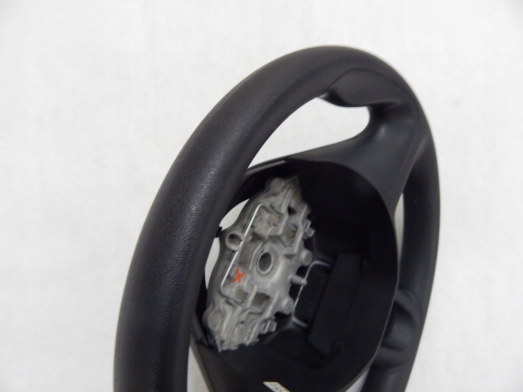 фото №8, Peugeot 208 2008 - повітропровід стан bdb