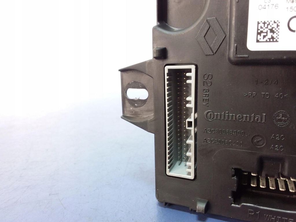 фото №4, Renault clio iv 1.2 b блок управления bcm 284b11867r