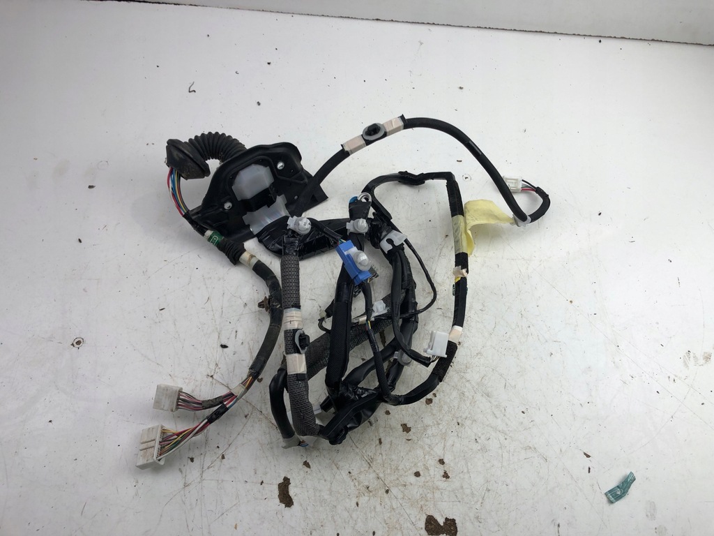 фото №9, Lexus ct 200 жгут дверь левый перед 82156-76011