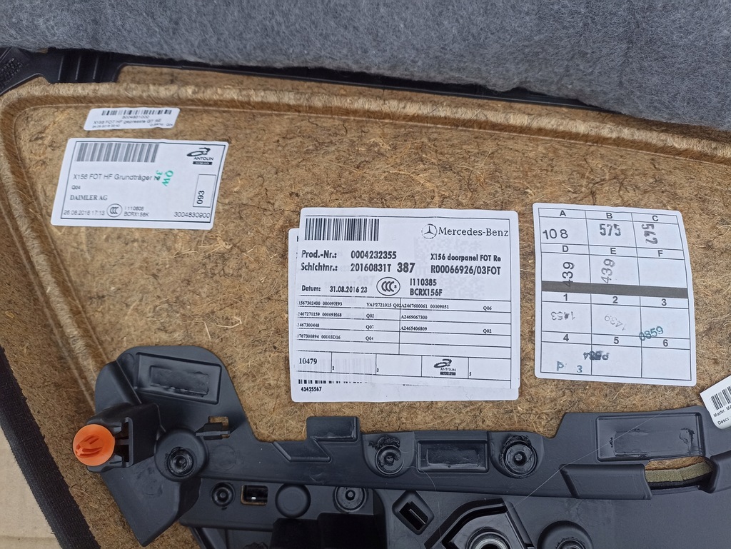 фото №14, Обшивка двері задніх задня правий лівий оббивка mercedes w156 x156 gla amg