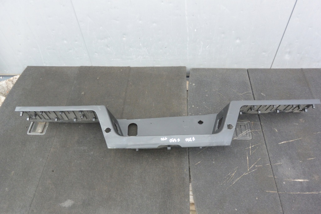 фото №1, Ford f250 f350 накладка подножка бампера задняя 17-