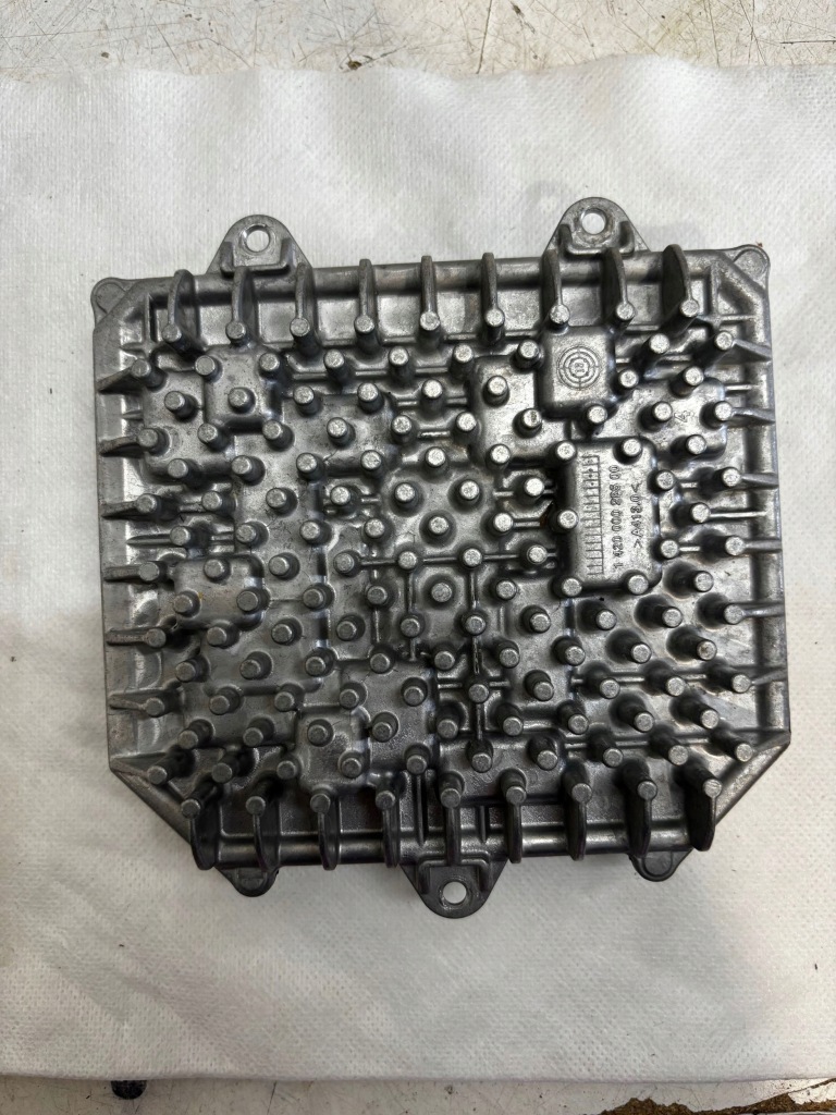 фото №1, Jeep cherokee 147000050302 модуль вирівнювання світла ксенон