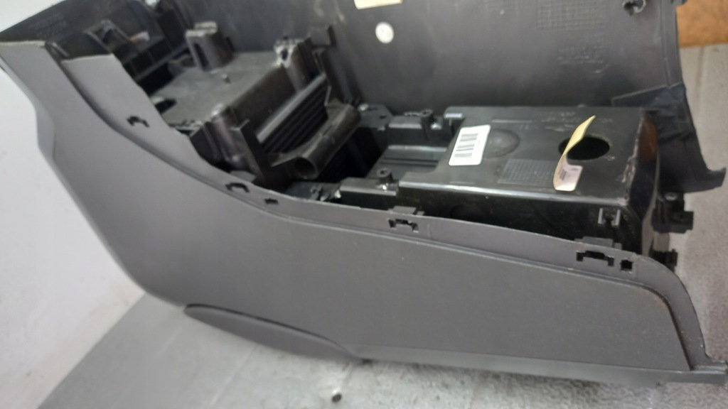 фото №10, Підлокітник volvo v60 30755732