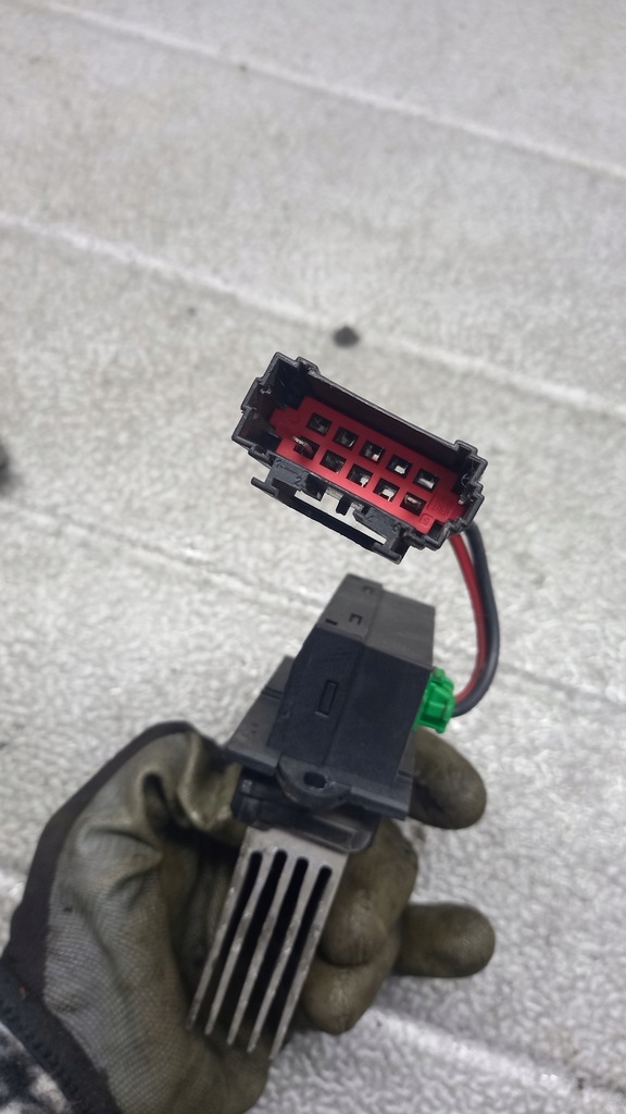 фото №3, Резистор вентилятор renault megane 04r kombi 1.9d