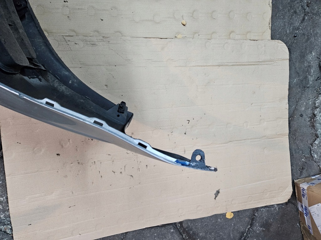 фото №8, Toyota avensis t25 03-06 бампер перед 1c0