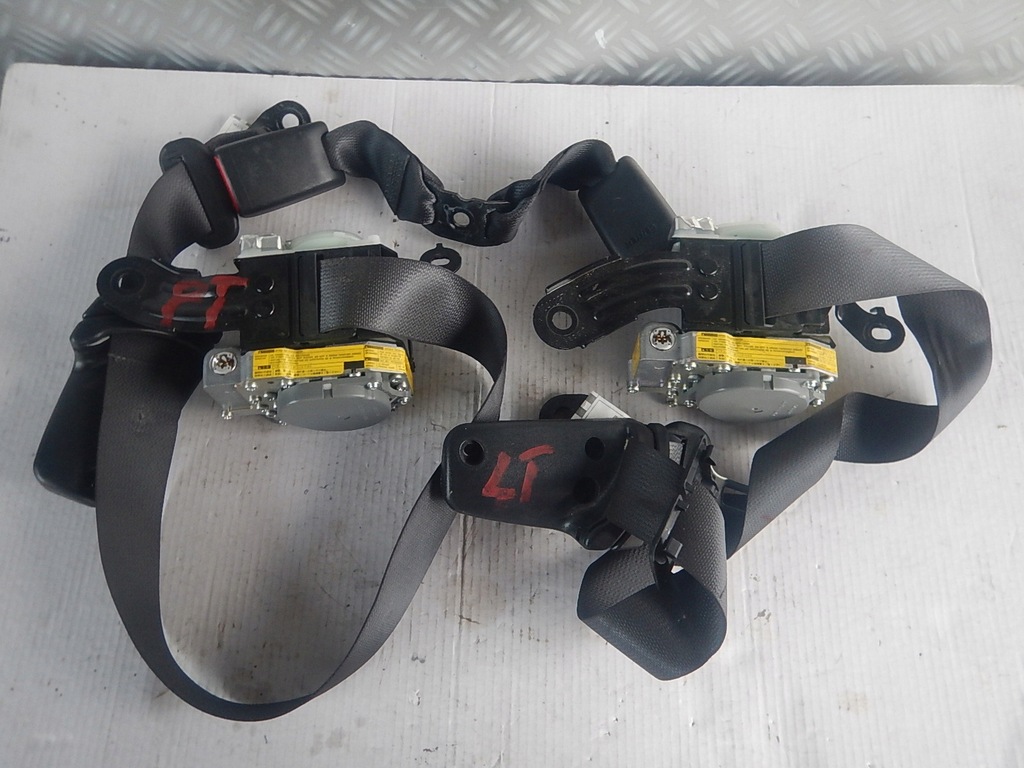 фото №1, Lexus is is220 is250 правий лівий pas задня