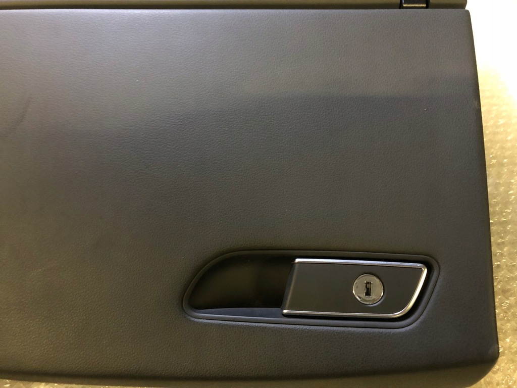 фото №10, Audi a8 d4 бардачок приборная панель пассажира 4h1857096a