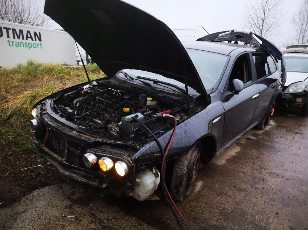 Alfa-romeo 159 реле 2007 2.4l 46520412 b047 Недорого