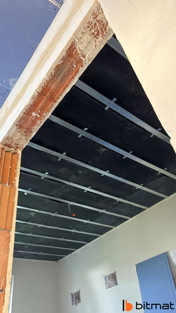 фото №16, Піна гумовий шумоізоляційна ocieplająca дах боки do kampera samoprzylepna