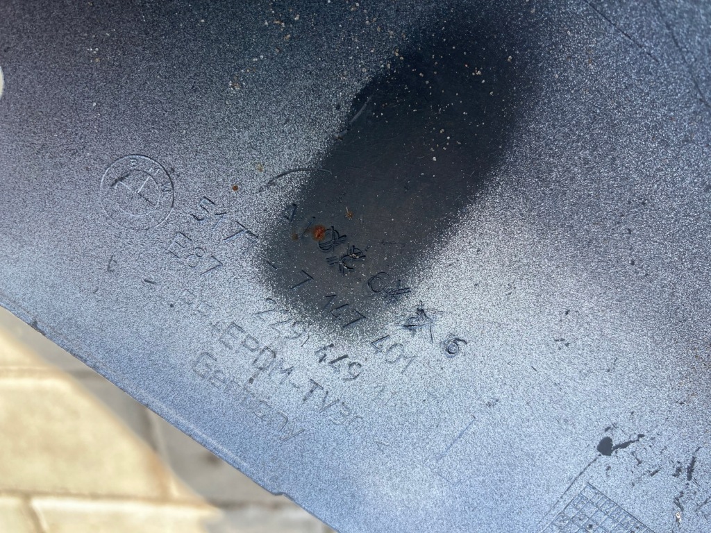 Bmw 1 e87 накладка молдинг порог порог левая 5171 7147401 51717147401 с Разборки