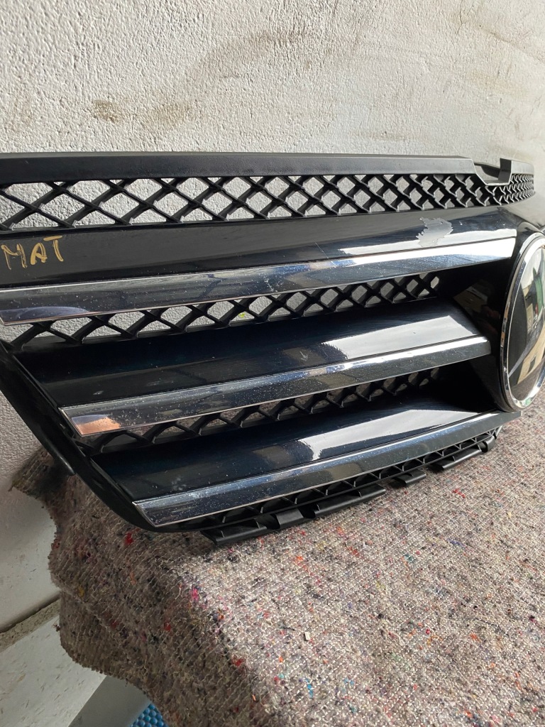 фото №4, Mercedes-benz оригинальный номер a2518880060 решётка радиатора решётка радиатора