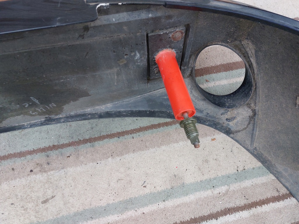 фото №9, Бампер задня aston martin vantage db7 cabrio чорний 72-121441-aa