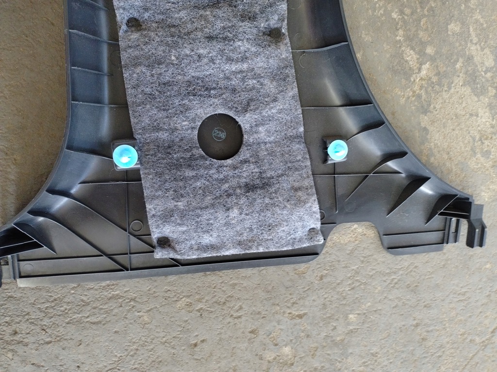 фото №5, Hyundai i30 cw 1.4benz 07-12r защита стойка среднего правая 85845-2r000