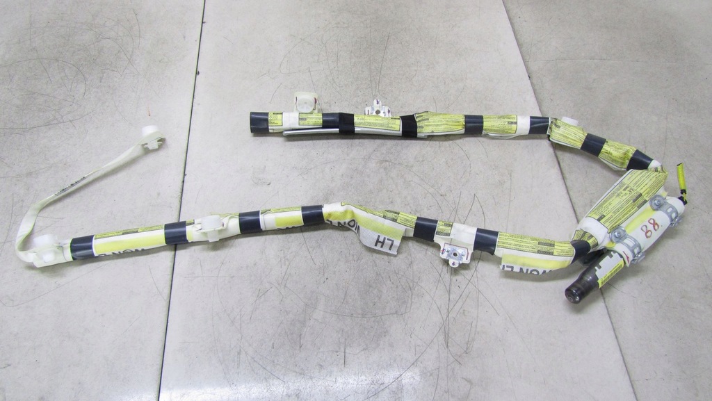 фото №1, Avensis t29 kombi шторка безопасности подушка безопасности воздуха левая