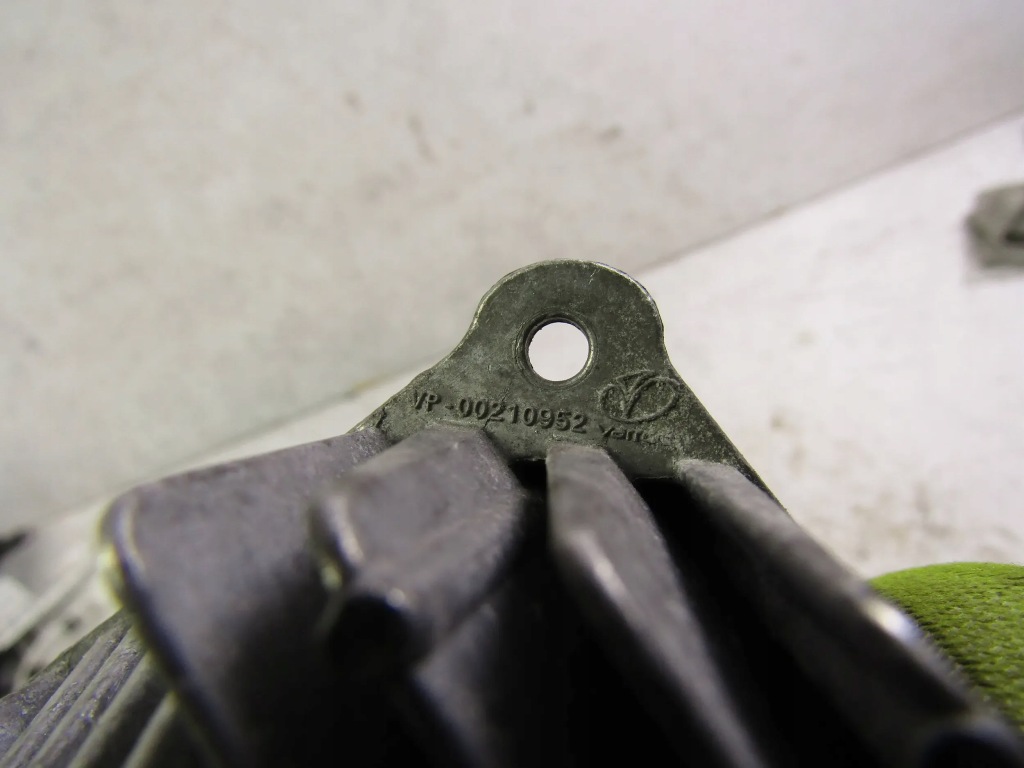 фото №9, Renault twingo iii перетворювач led 19r-- vp-00210952