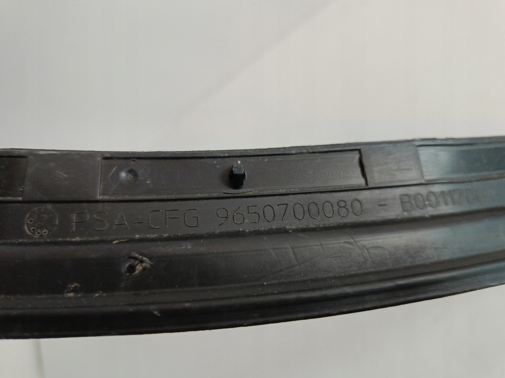 фото №7, Молдинг прокладка двері ліва 9650700080 peugeot 407 coupe