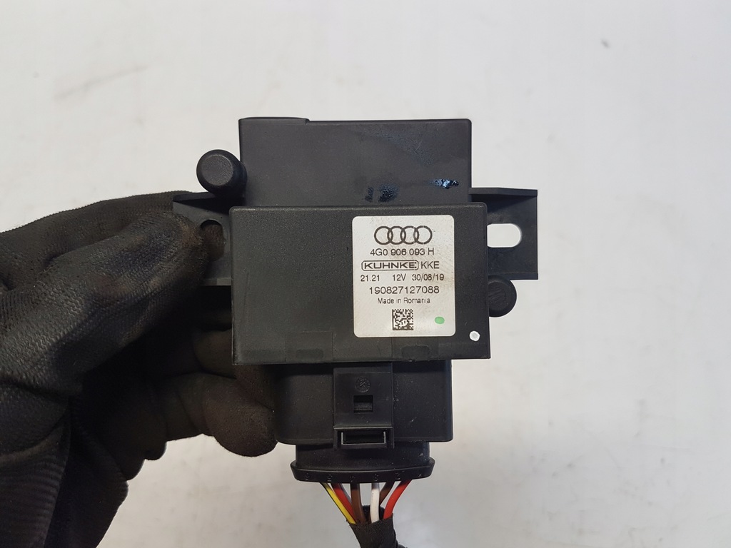 фото №1, Macan lift 95b 2.0tfsi модуль насоса топлива