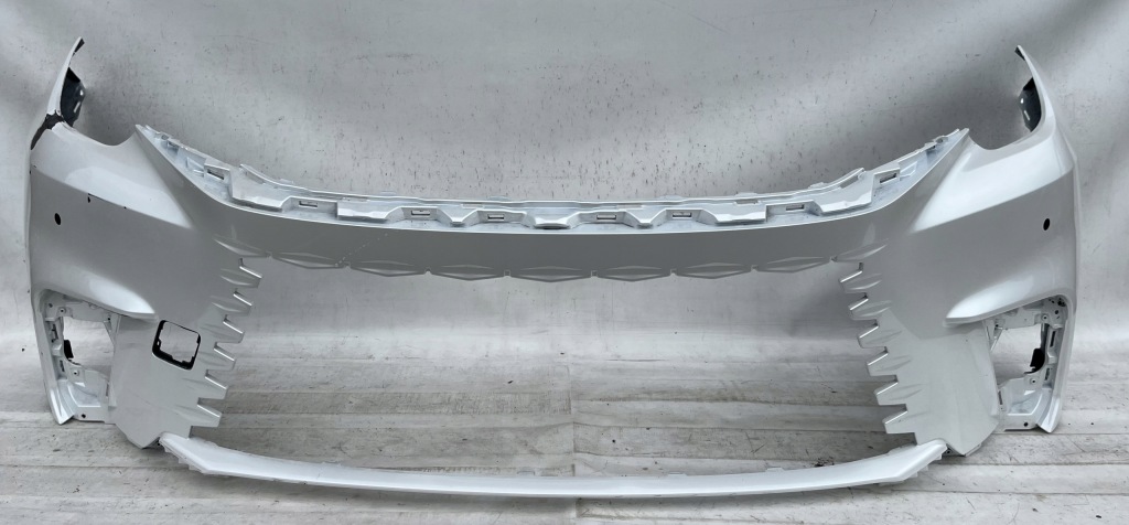 Купити Lexus lbx бампер перед передній оригінал