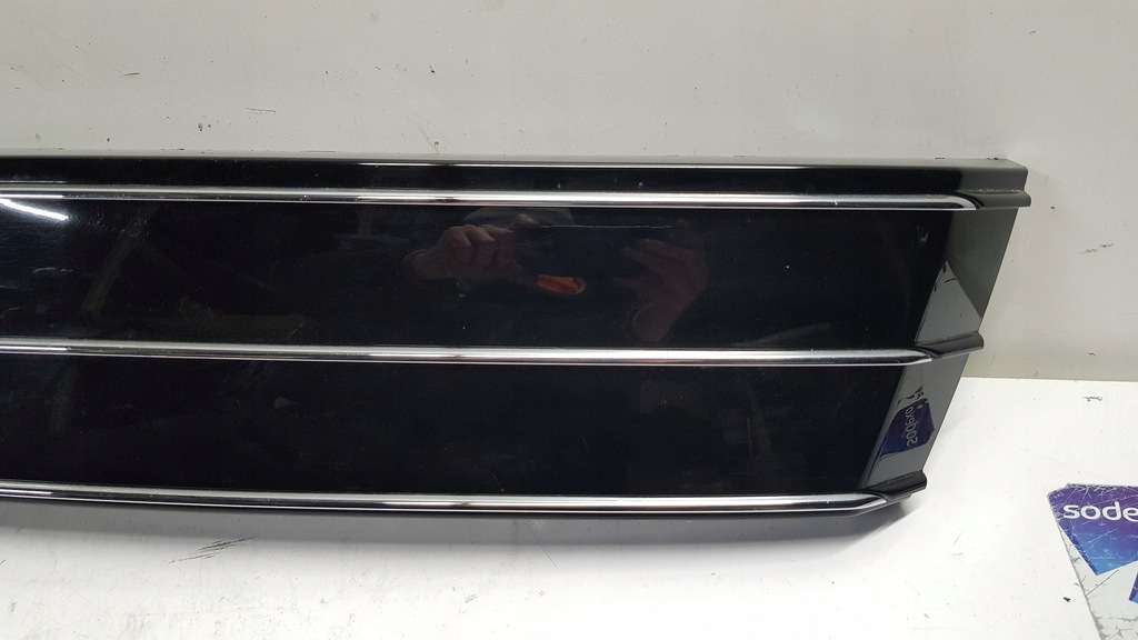 фото №11, Рамка номерного знака audi r8 420807287a