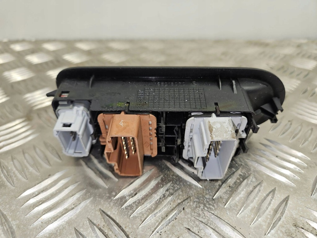 фото №7, Renault scenic ii - grand scenic ii 2007 перед сторона левая кнопки окон