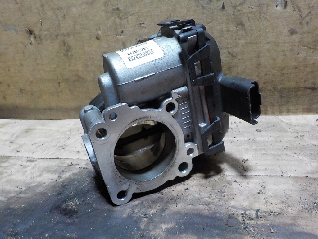 фото №5, Дросельна заслінка peugeot 3008 1.6 ehdi