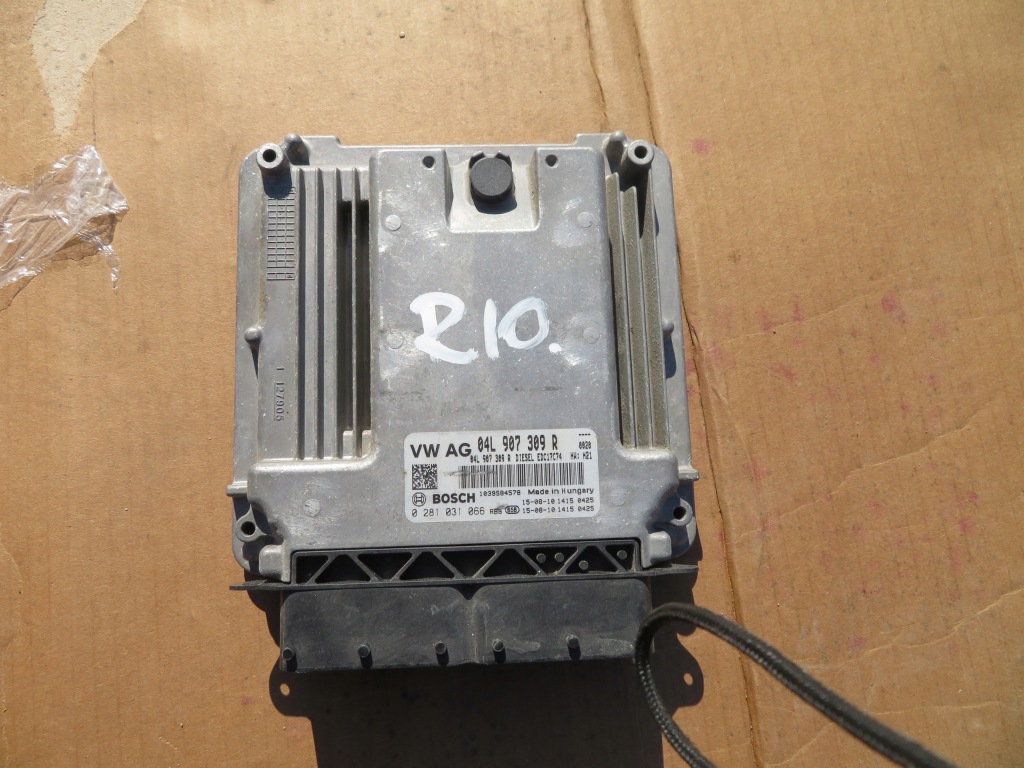 фото №1, Бортовой компьютер vw passat b8 04l907309r 0281031066 td