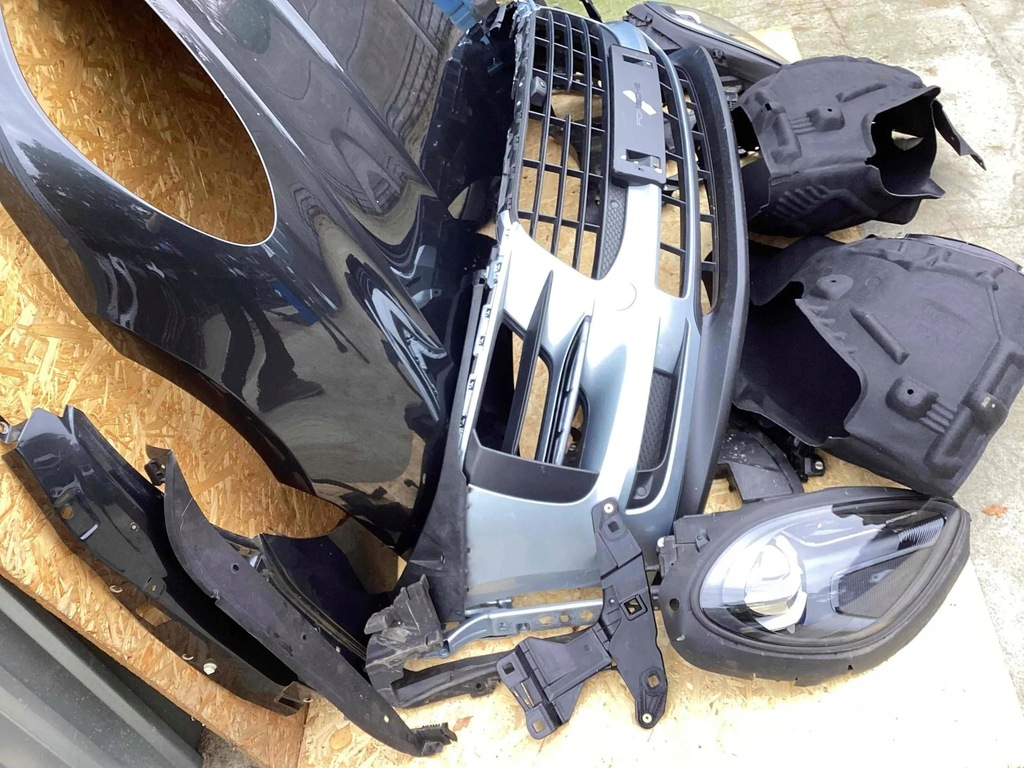 фото №5, Porsche macan капот бампер лампы pas крылья 95b823031ygrv