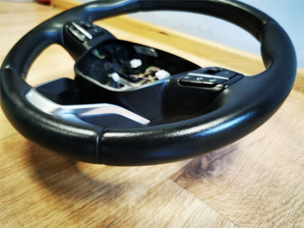 фото №7, Ford fiesta mk8 воздуховод кожа