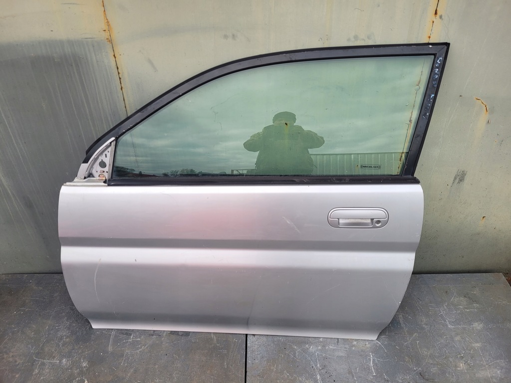 фото №1, Honda hrv i дверь левая передние 3d полный