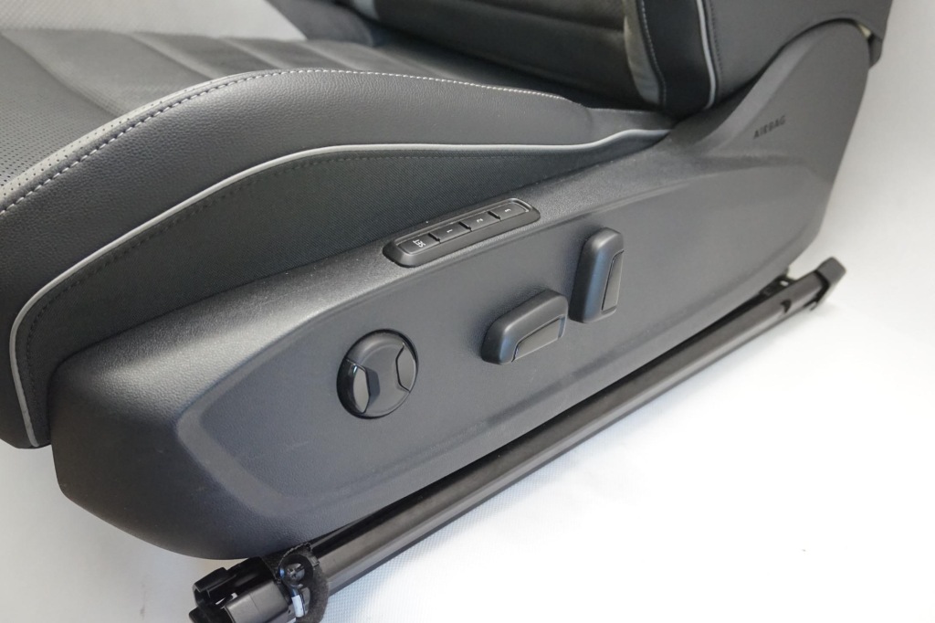 фото №12, Сиденья заднее сиденье обшивки vw golf viii 8 gti gtd hb