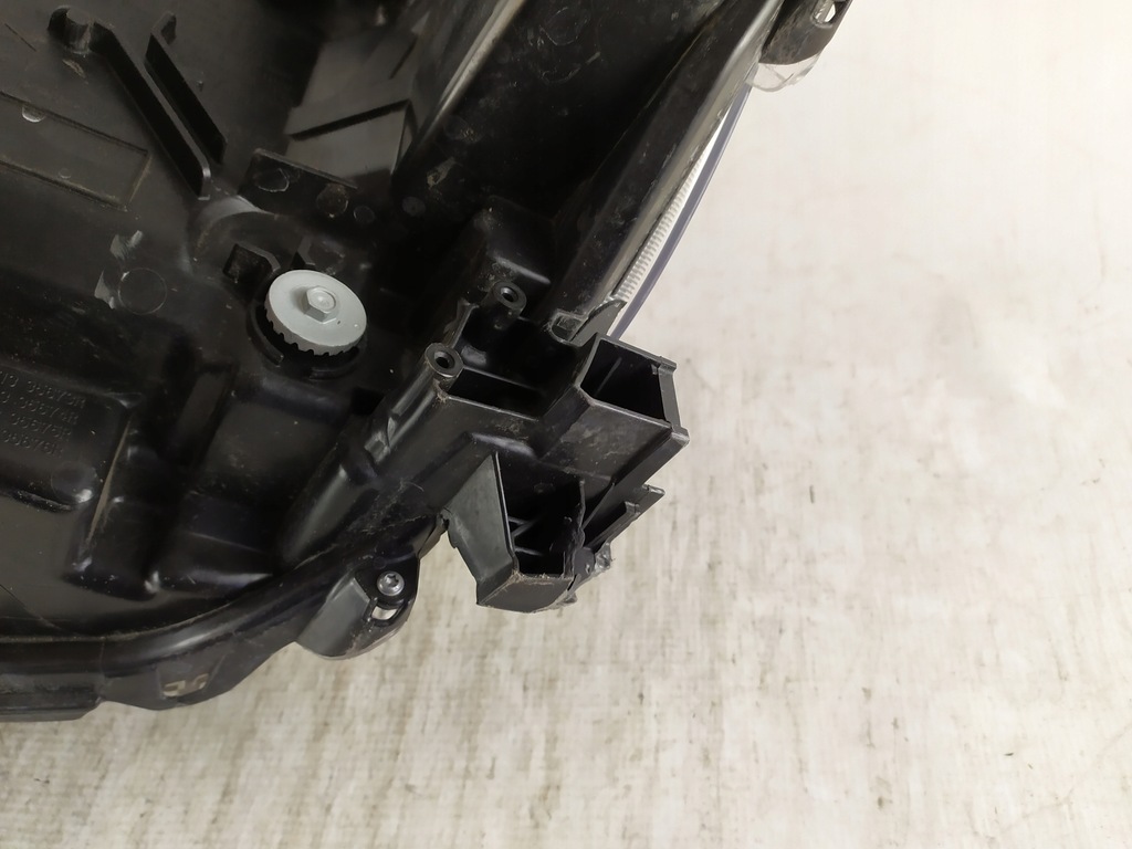 фото №12, Toyota hilux viii lift 2020- лампа правая full led