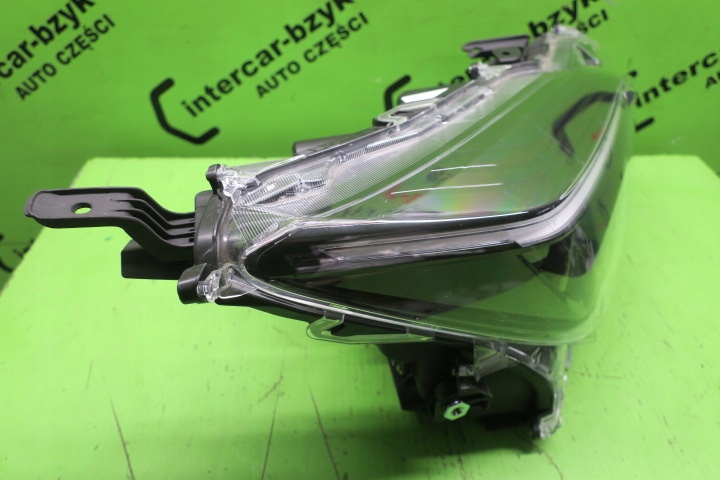 фото №7, Toyota yaris cross фара правый full led koito od-314