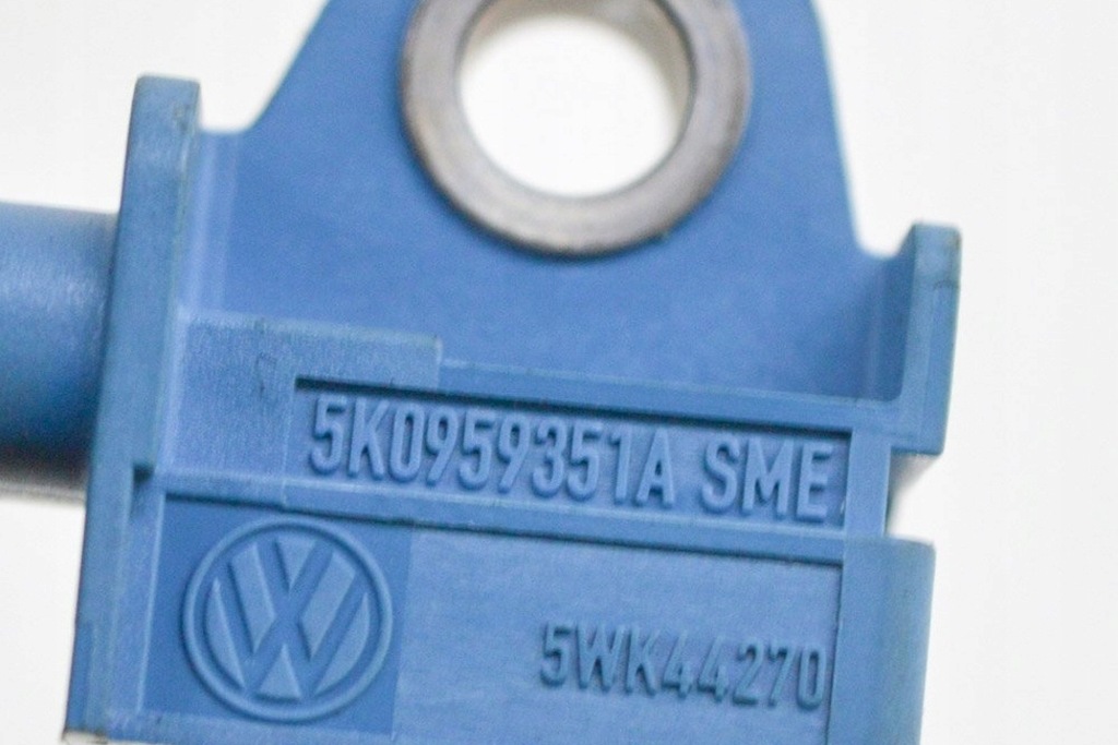 фото №6, Audi q3 8u 2.0 tdi задний правый датчик столкновение 5k0959351a 5wk44270 2012