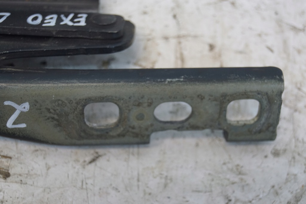 фото №5, Петля капот правий seat exeo 3r0823301a