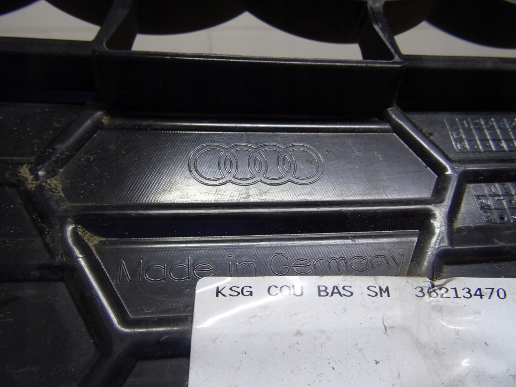 Решітка радіатора бампера хром audi a5 8w6 lift 8w6853651be в Україні