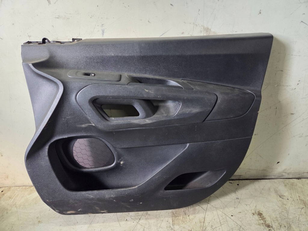 Купить Обшивка обивка перед сторона правый  opel combo e proace city rifter