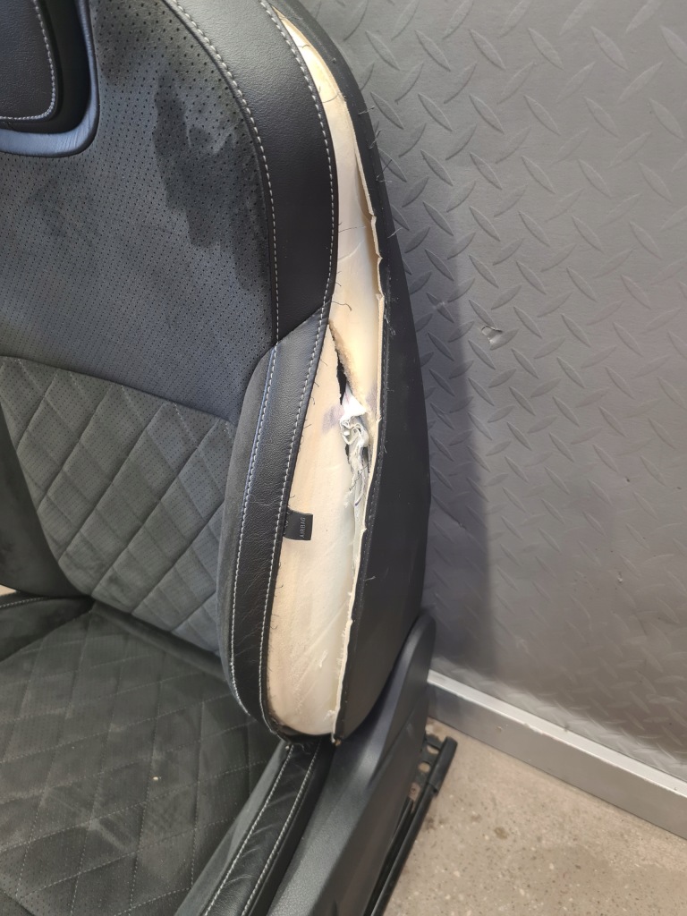 фото №9, Сидіння заднє сидіння шкіра шкіряний підігрів superb iii kombi sportline alcantara