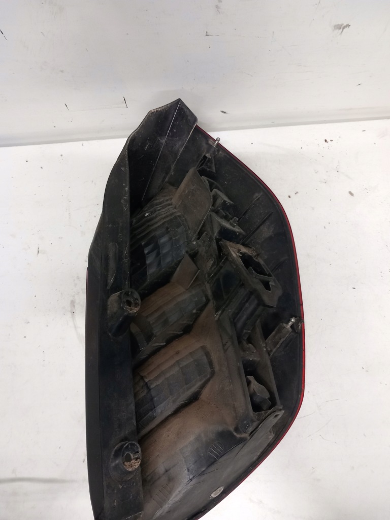 фото №2, Лампа задня ліва renault scenic ii 8200127704a 8sk008659-01-42