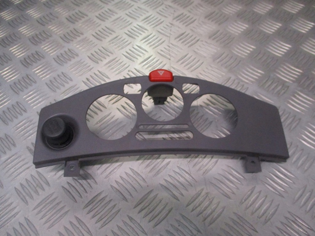 фото №1, Рамка панель обдув выключатель аварийных micra k12