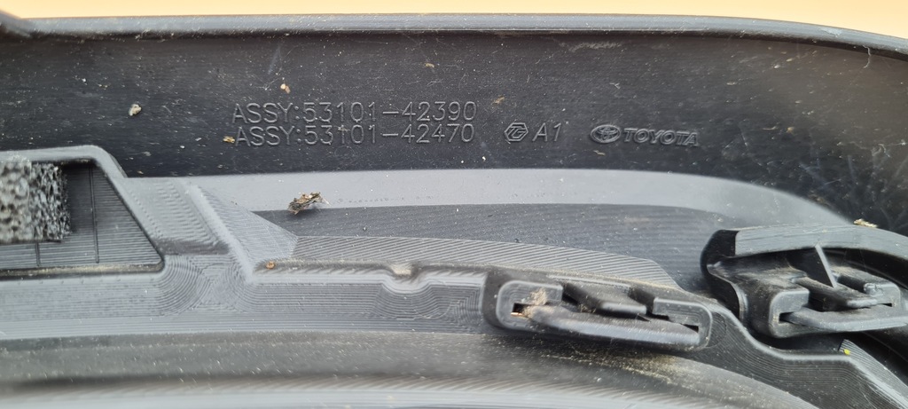 фото №11, Накладка решётка бампер toyota bz4x перед