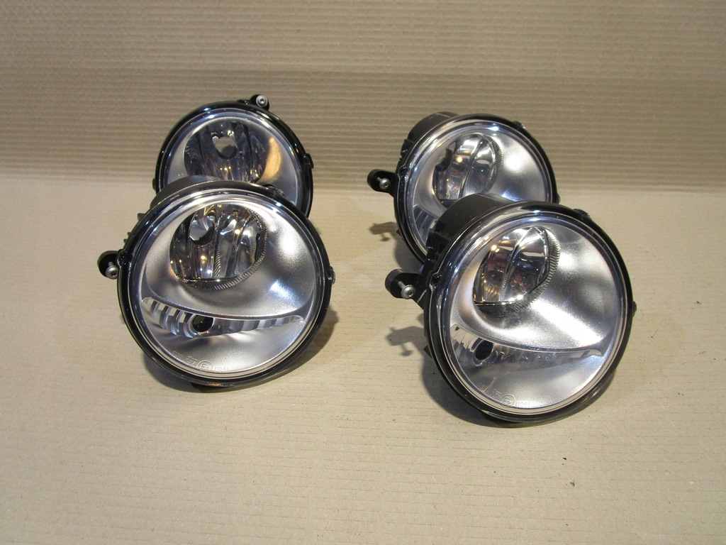 фото №1, Противотуманная фара правый новый оригинал renault twingo ii lift