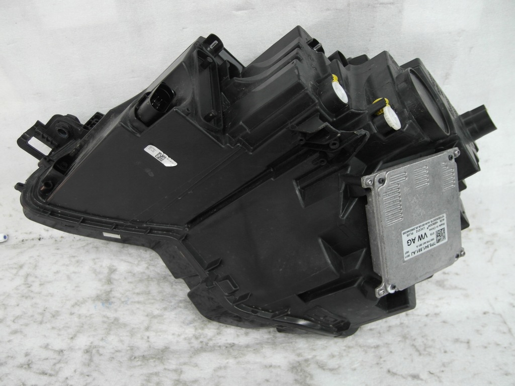 фото №8, Skoda karoq лампа передняя правая full led 016d