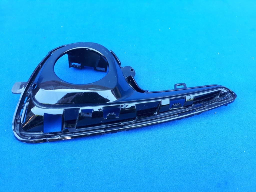 фото №2, Toyota yaris 2017- 17- заглушка ліва решітка рамка